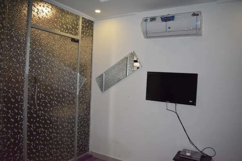 Anarkali Hotel & Restaurant