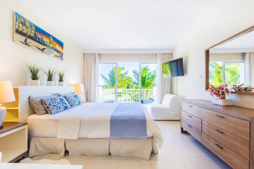 Iberostate 2BR Condo - Terrace Lake Golf Views