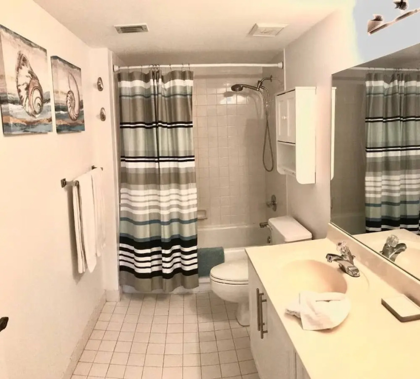 Le Frontenac 204 by Go Florida Condo Sunny Isles