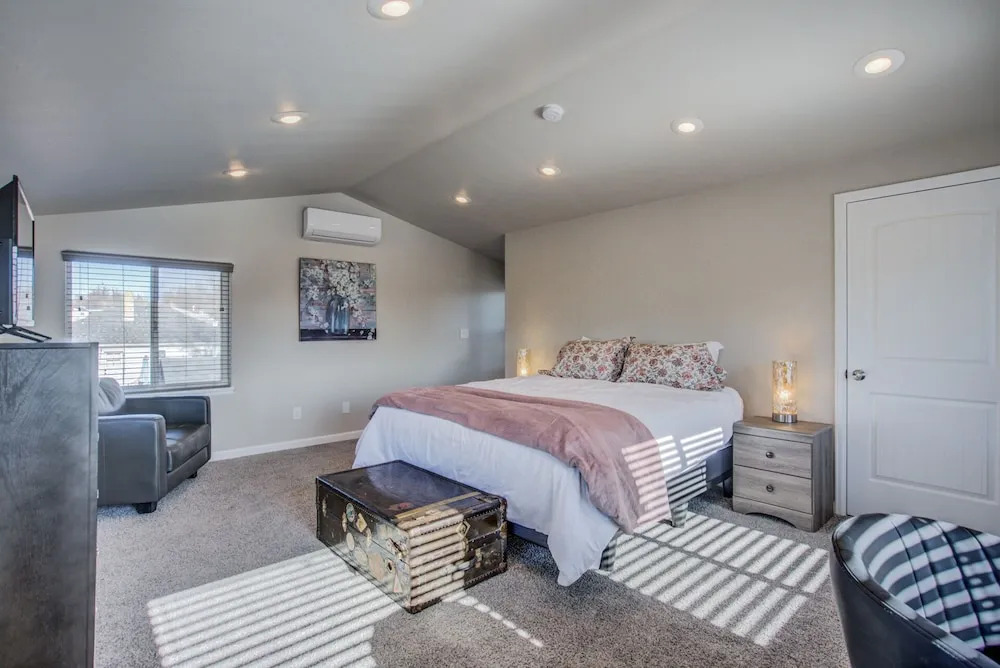 1 Bedroom East DT