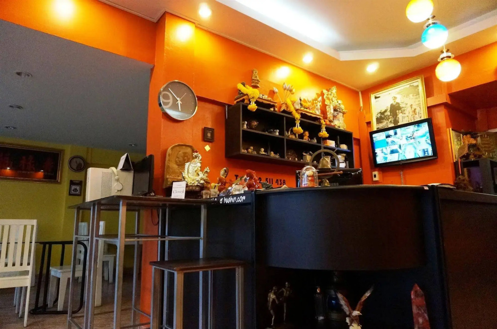 Sunny House Hua Hin