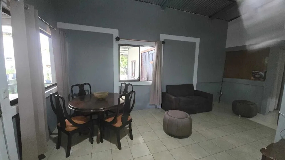 Stay at Alexas Nature House