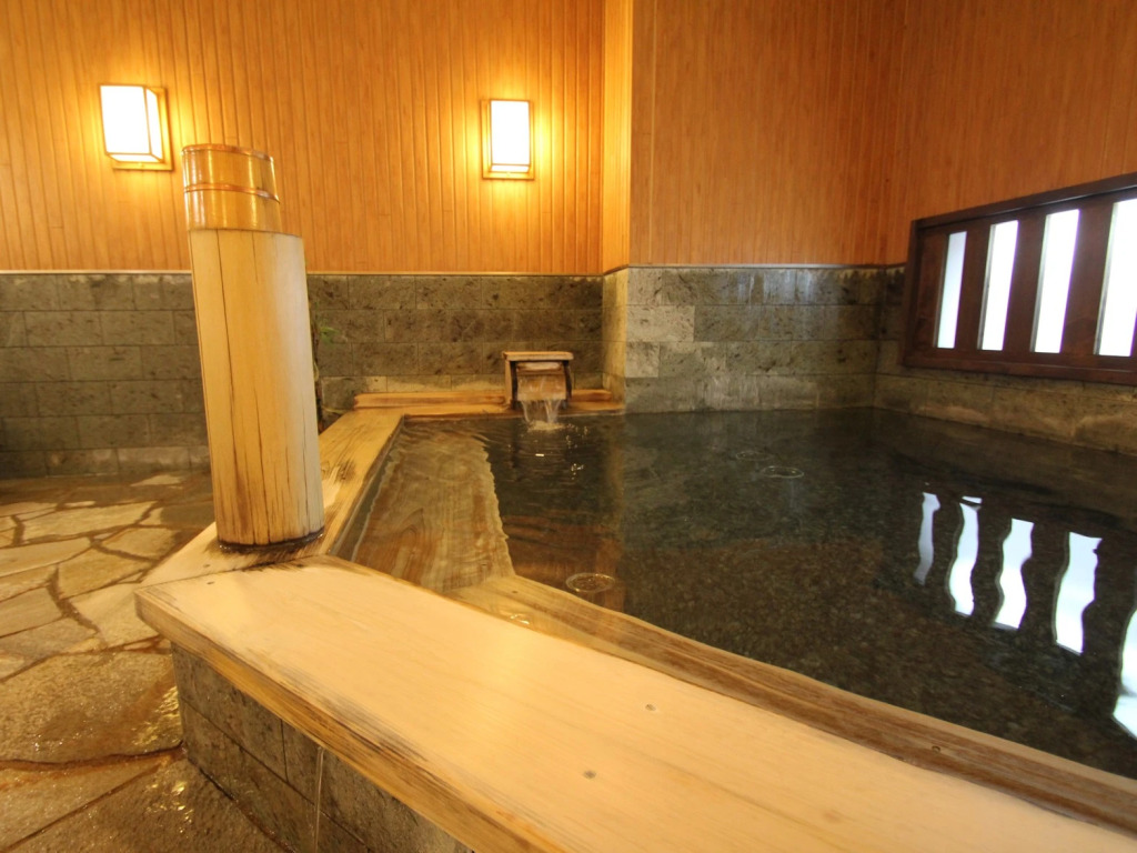 Anan Plaza Inn