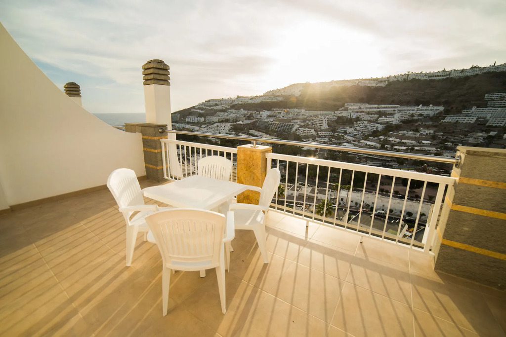 Apartamentos Cabau Cala Nova