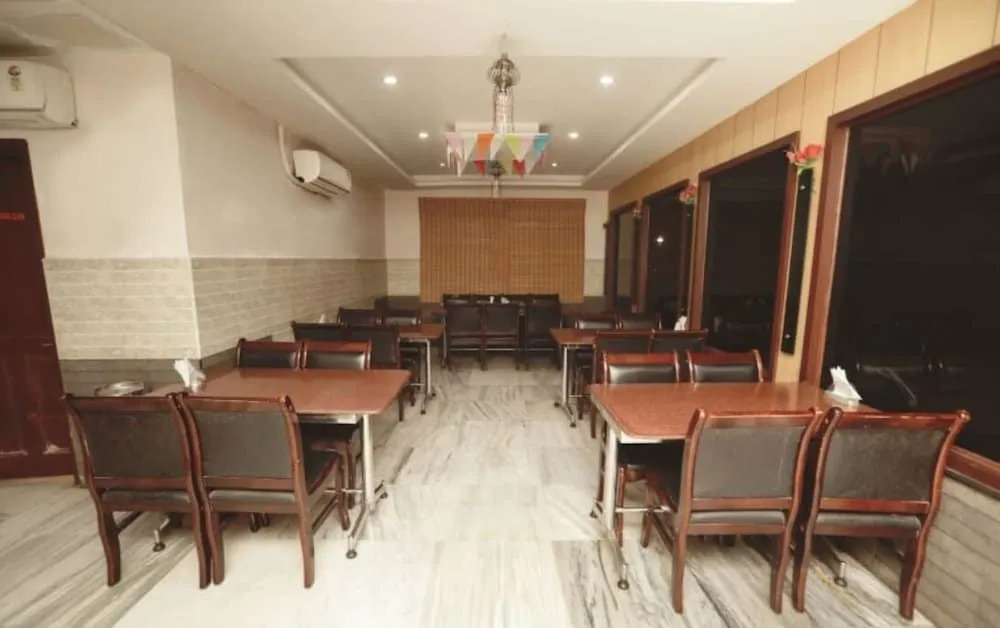 Hotel Queen Palace