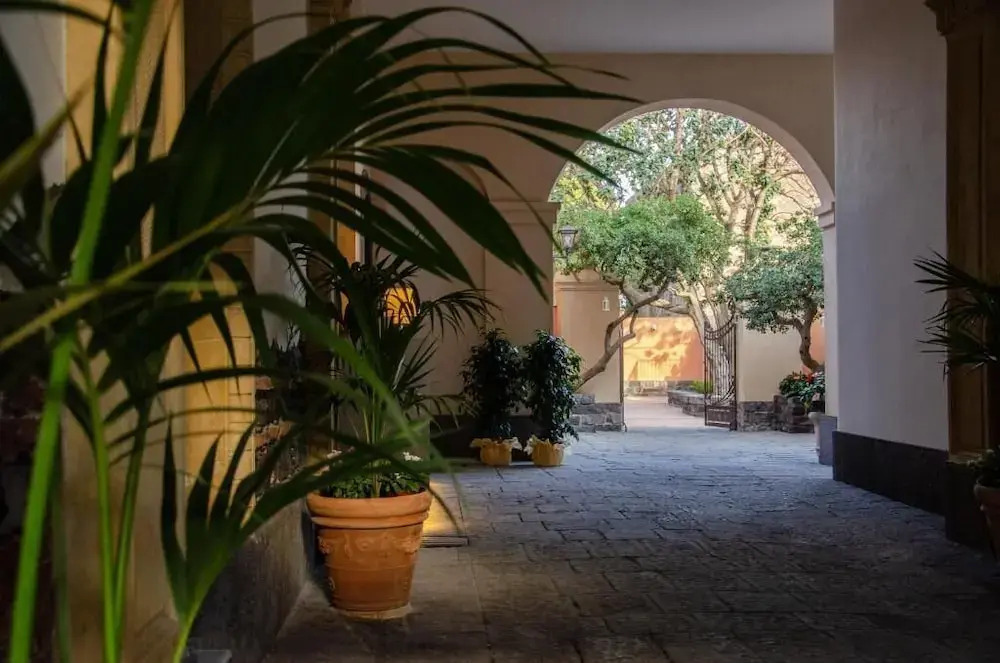 Palazzo Fiammingo Rooms