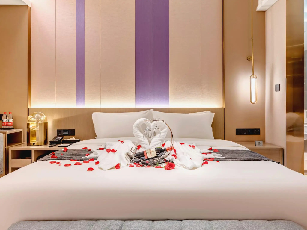 Lavande Hotel (Tianjin Xiaobailou Metro Station Wudao Cultural Tourism Zone)