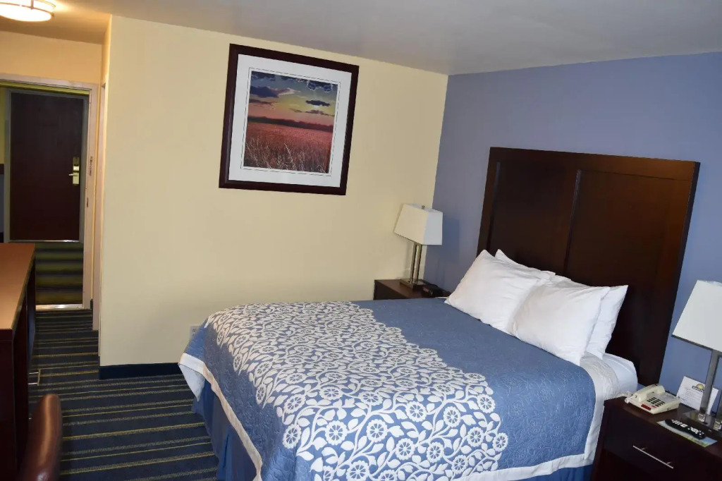 Days Inn by Wyndham Grand Island