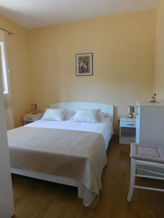 Island Bonaca Apartments