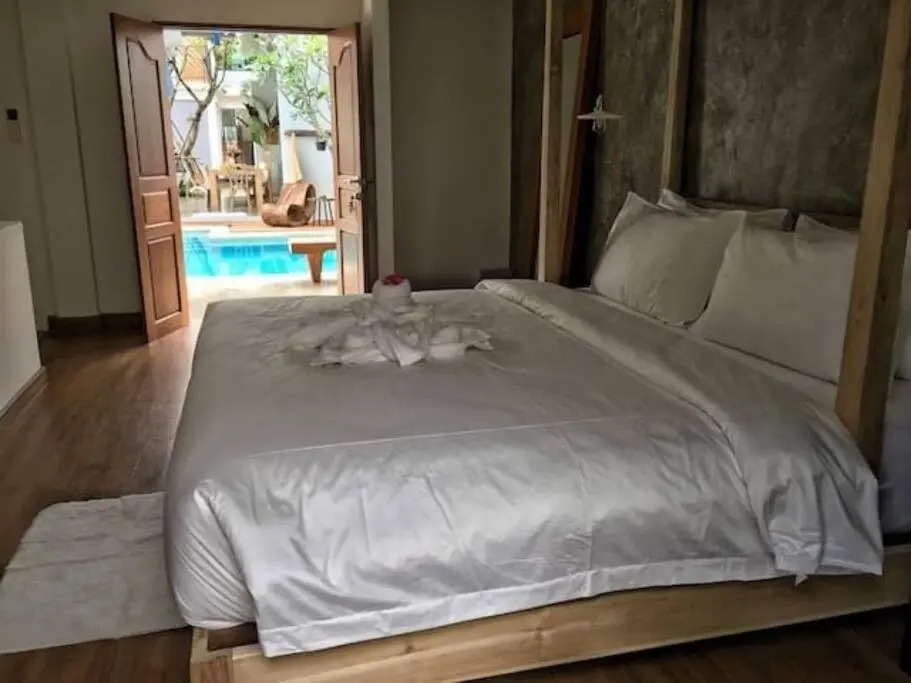 ChiangMai清迈 cozy pool Villa 8rooms