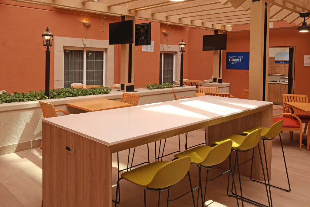 Holiday Inn Express Monterrey Galerias-San Jeronimo by IHG