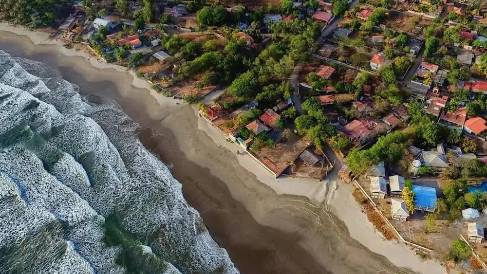 Romantic Beachfront Casita w Pool - AC - Sleeps 4