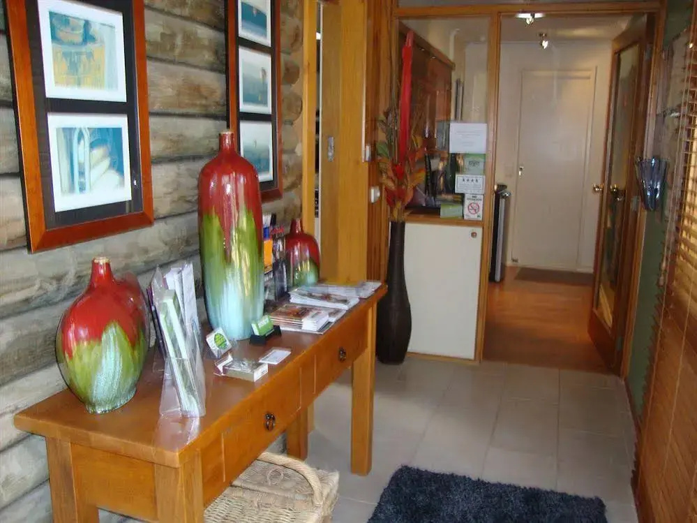 Sunway Farm Bed & Breakfast and Rosebud Cottage