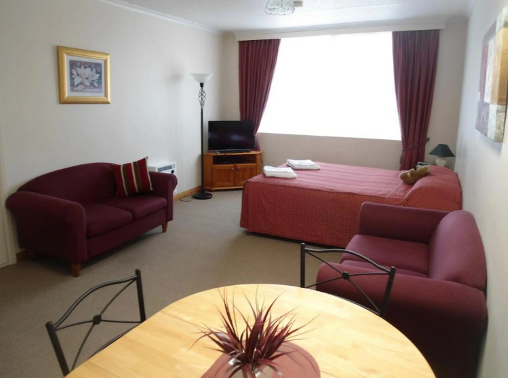 Ashwood Apartments