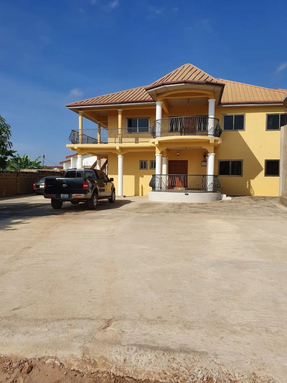 2 Bedroom Apartment