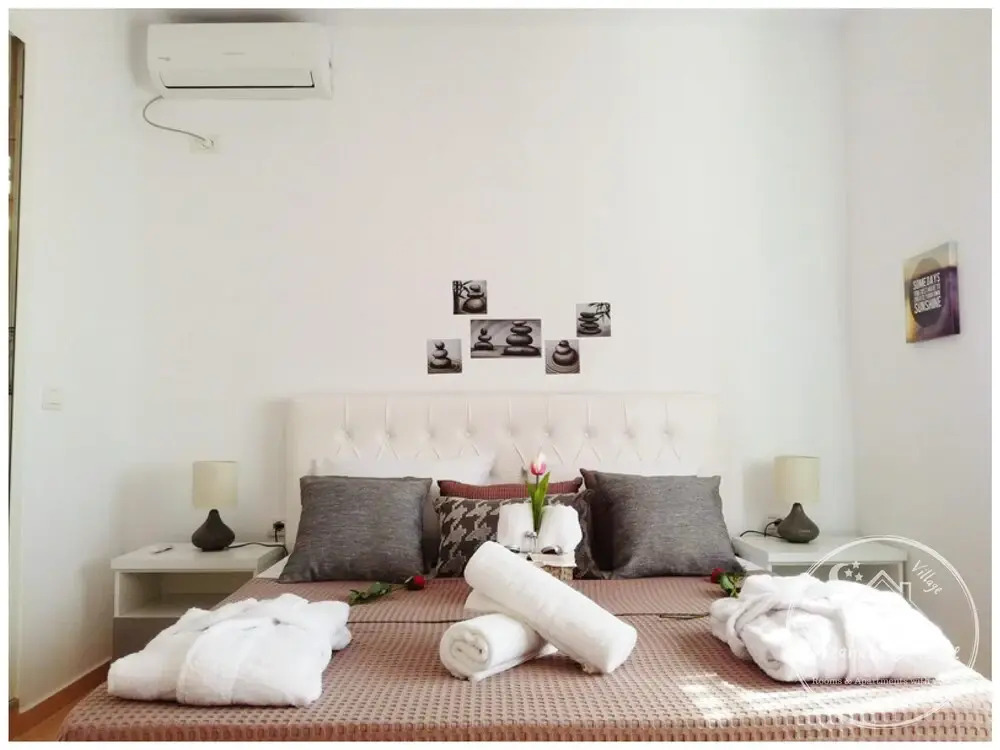 DreamAdes House
