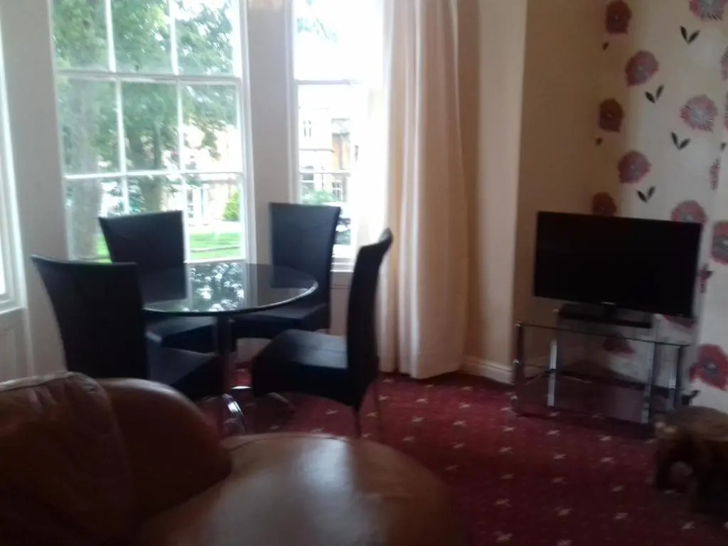 Crown Spa Apartment 13