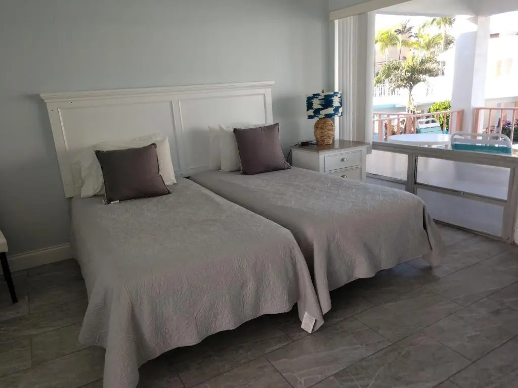 Sunrise Ocean Suites