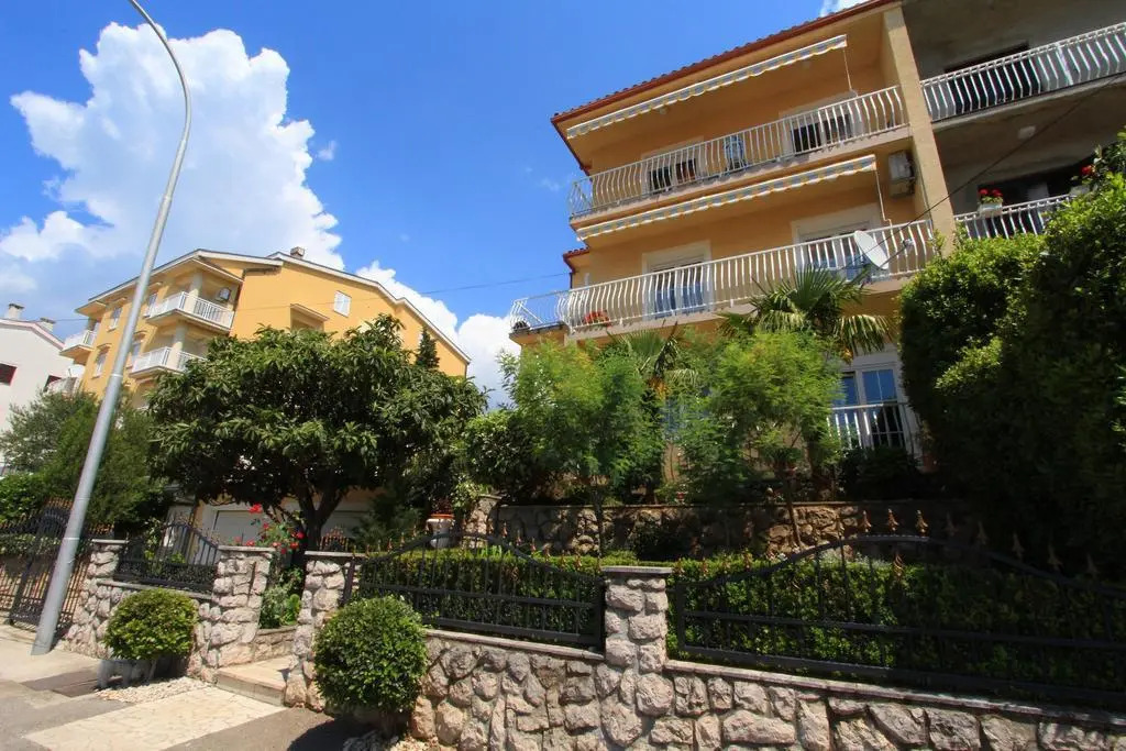 Apartment Erna