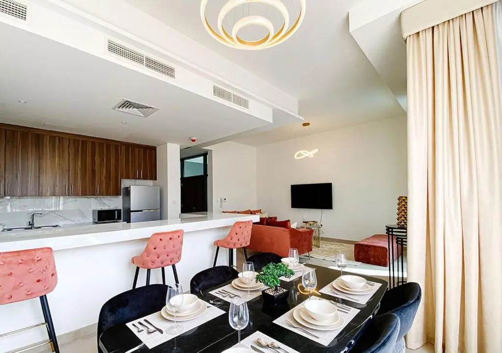 RH- Amazing 4BR Villa with private pool near Beach