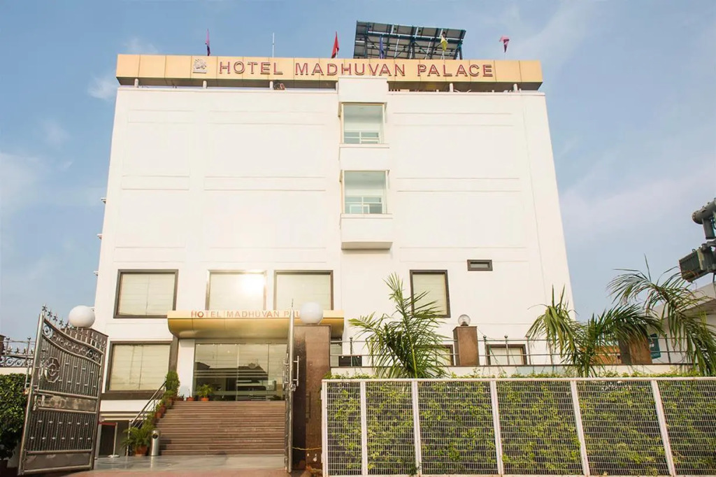 Hotel Madhuvan Palace