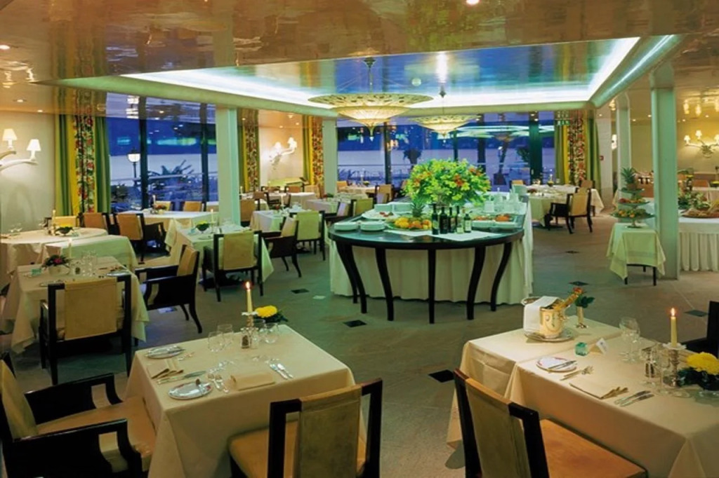 Hotel Eden Roc - The Leading Hotels of the World