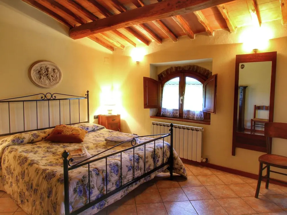 Spacious Holiday Home in Bucine With Pool