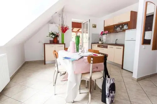 9 Suites ApartHotel