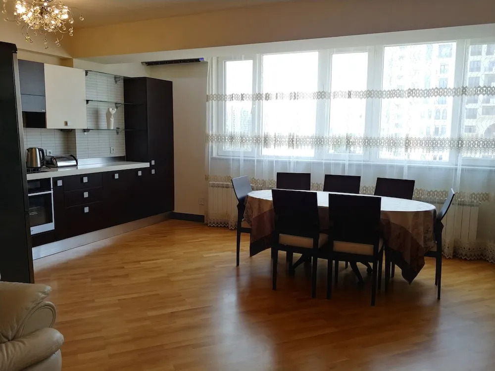 Apartment with Caspian Sea and F1 view