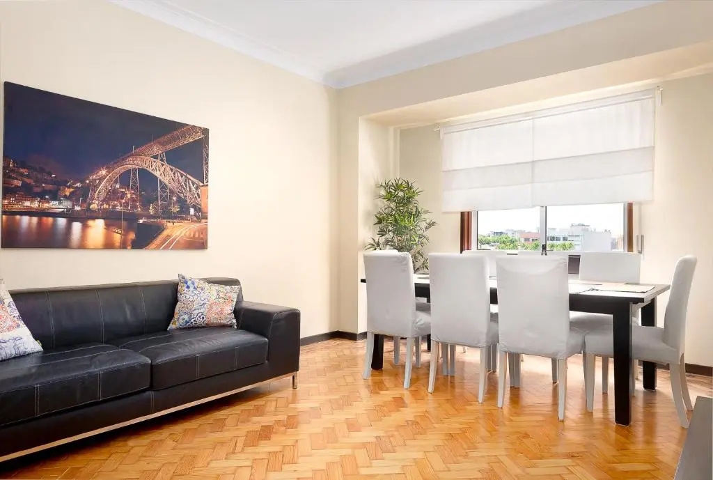 Big Families & Groups Bonjardim views 5 bedrooms 3 bathrooms