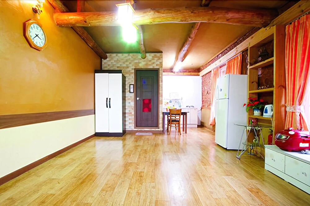 Taean Sky Pension