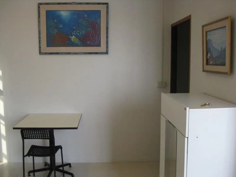 Rest 3 Hostel