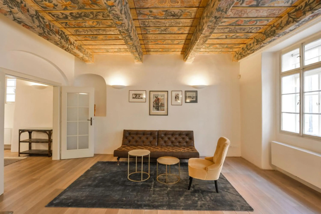 18th CENTURY BAROQUE RESIDENCE