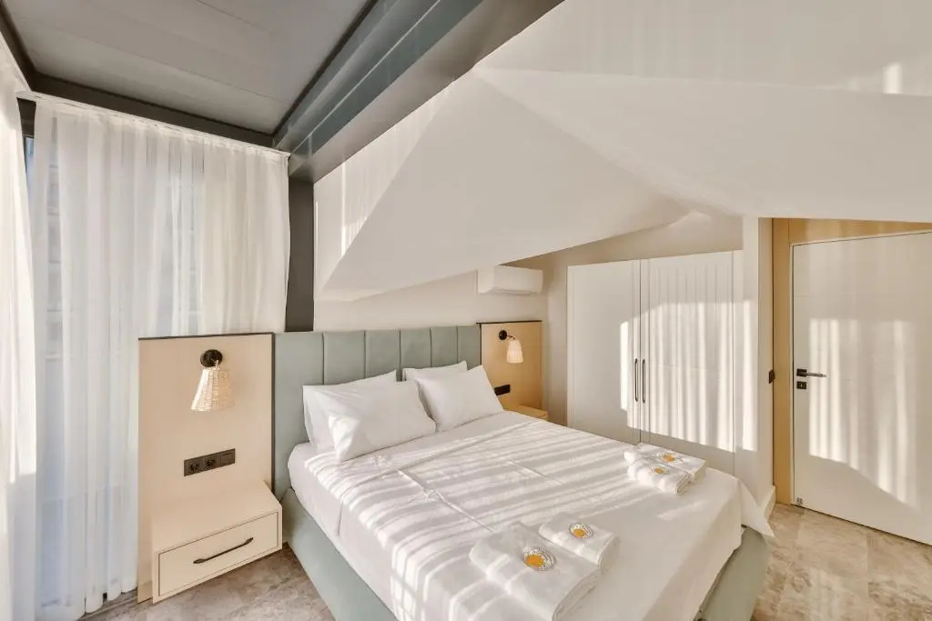Отель Sole Suites