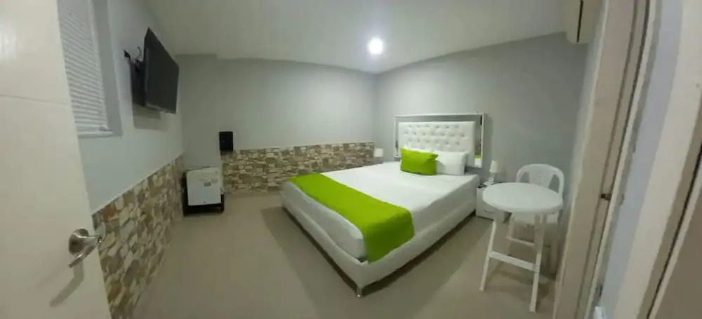 "room in Lodge - Bm-5 Room Near the sea With air Conditioning and Wifi"