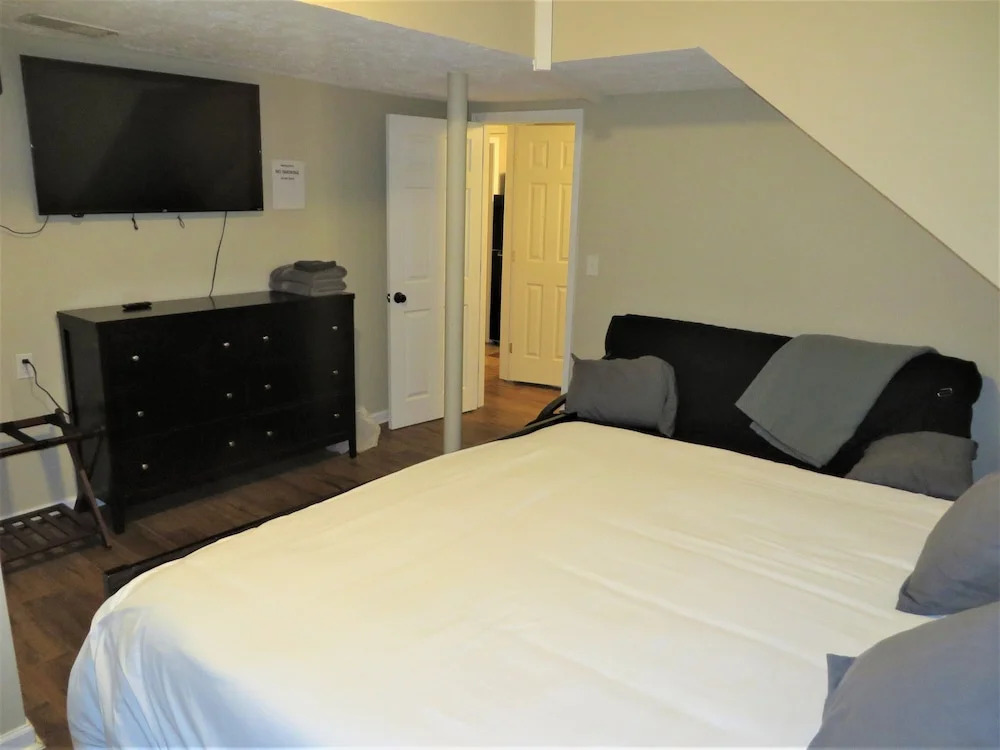 The King Suites