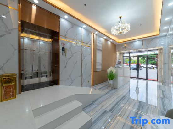 Hilongton Hotel (Shenzhen Traditional Medicine Hospital Guangmingcheng Rail Station Branch)