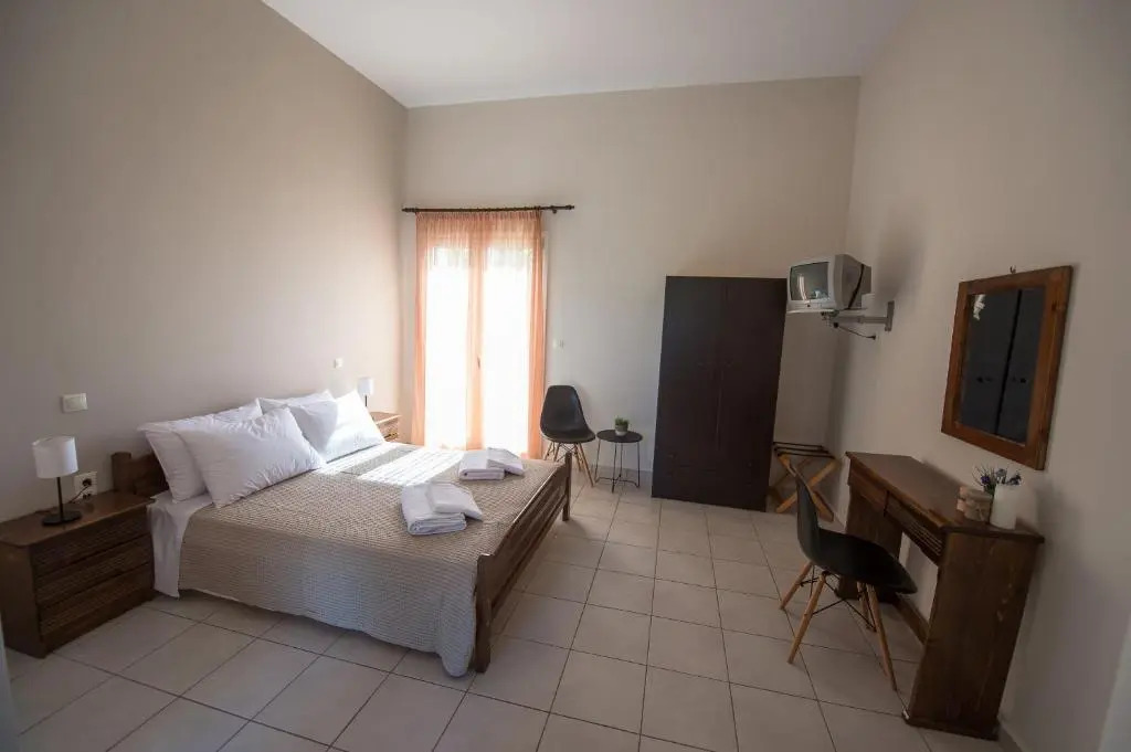 Nikolatos Apartments