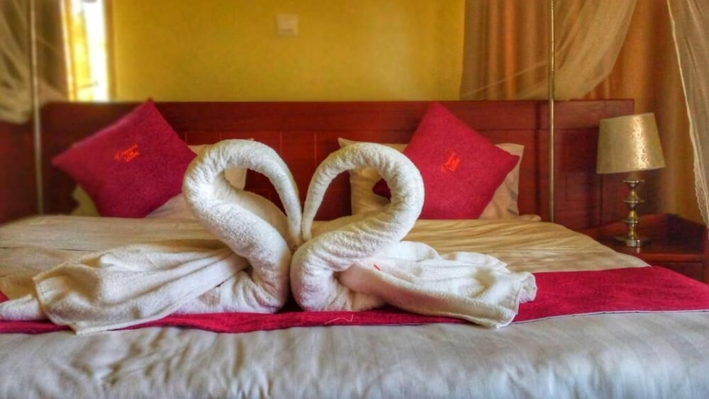 Precious villas hotel