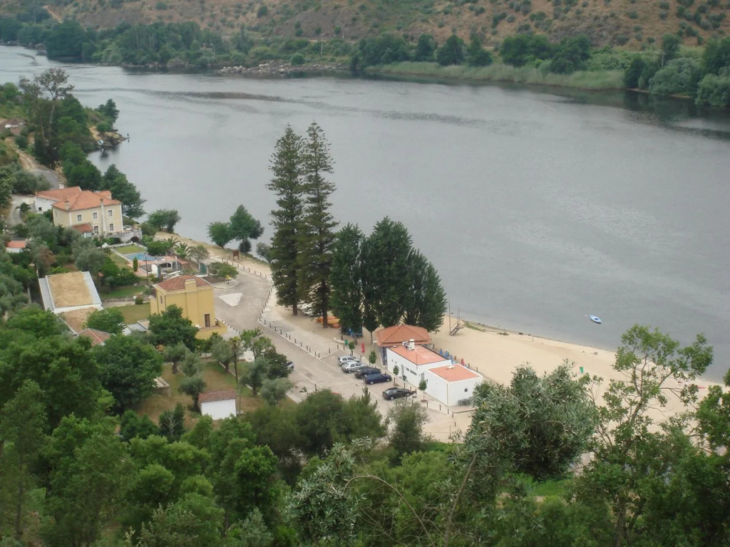 Alamal River Club