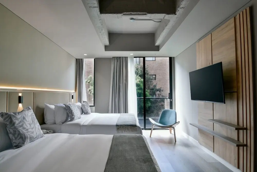 w Majestic 1BR w/ Superb Balcony in Unicentro