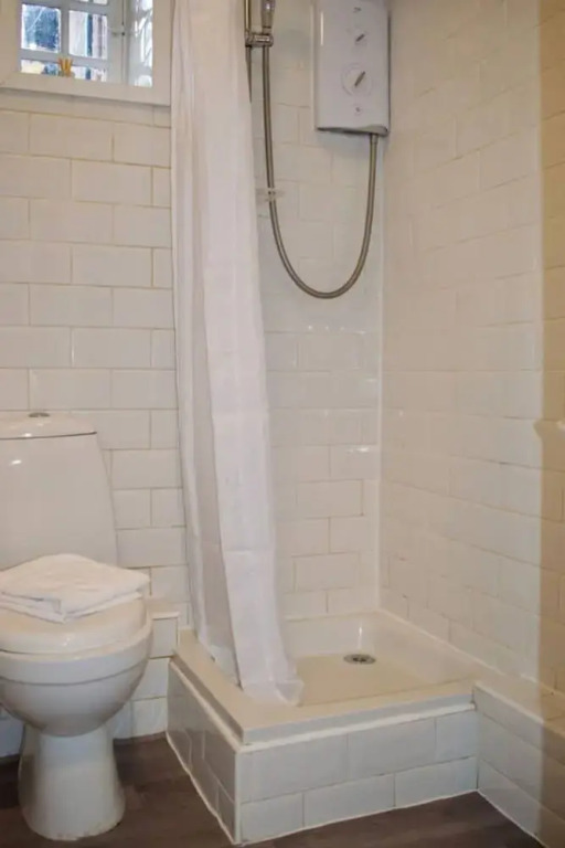 Historic 4 Bedroom Apartment in Dean Village, Edinburgh