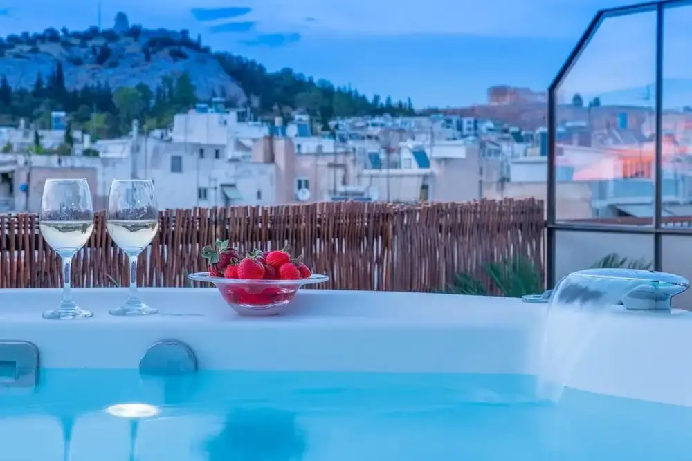 Topfloor Getaway Balcony&hot Tub+acropolis View
