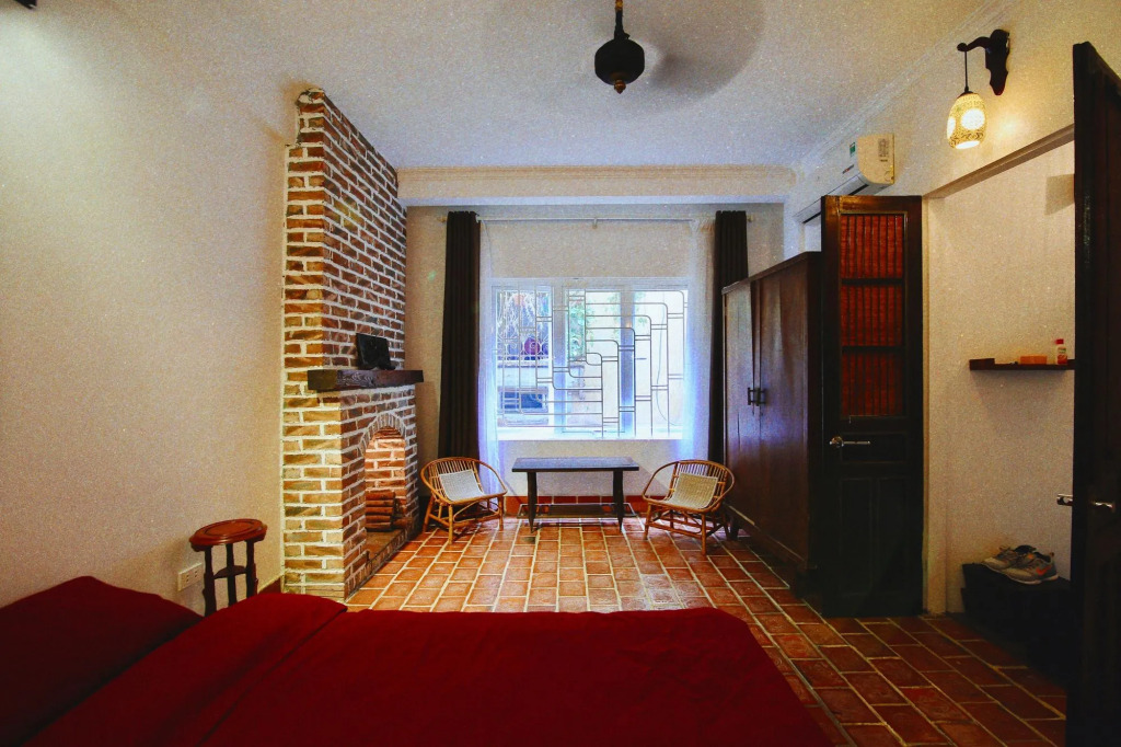 Roots House Easternstay