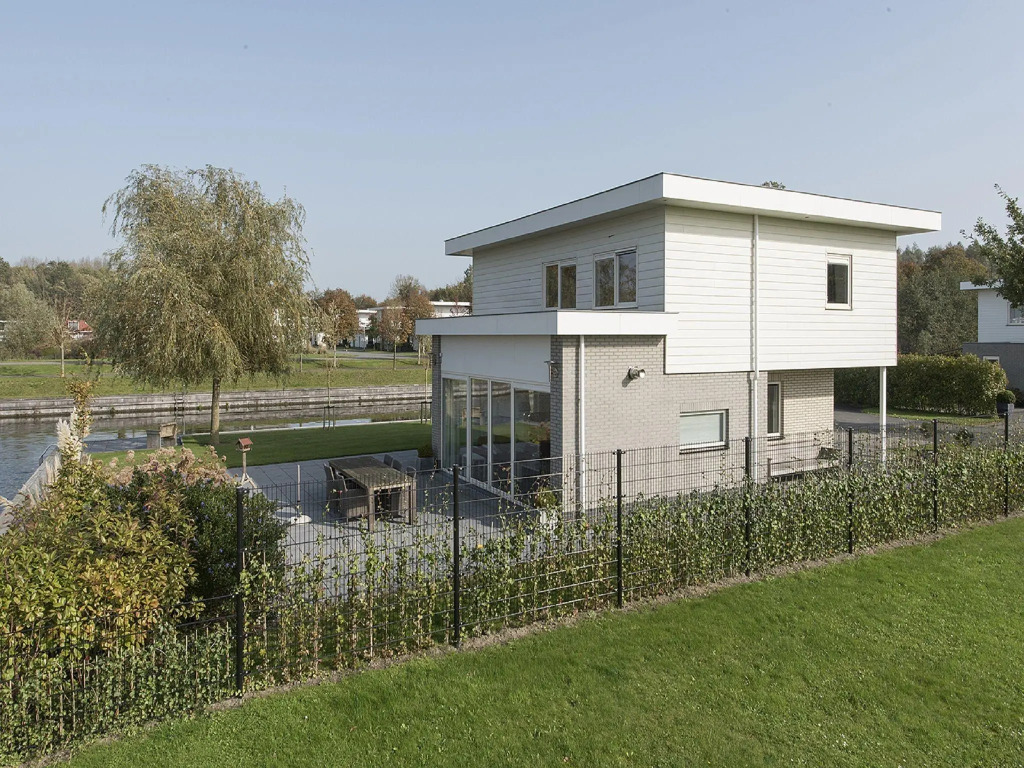 Peaceful Holiday Home in Zeewolde with Sauna