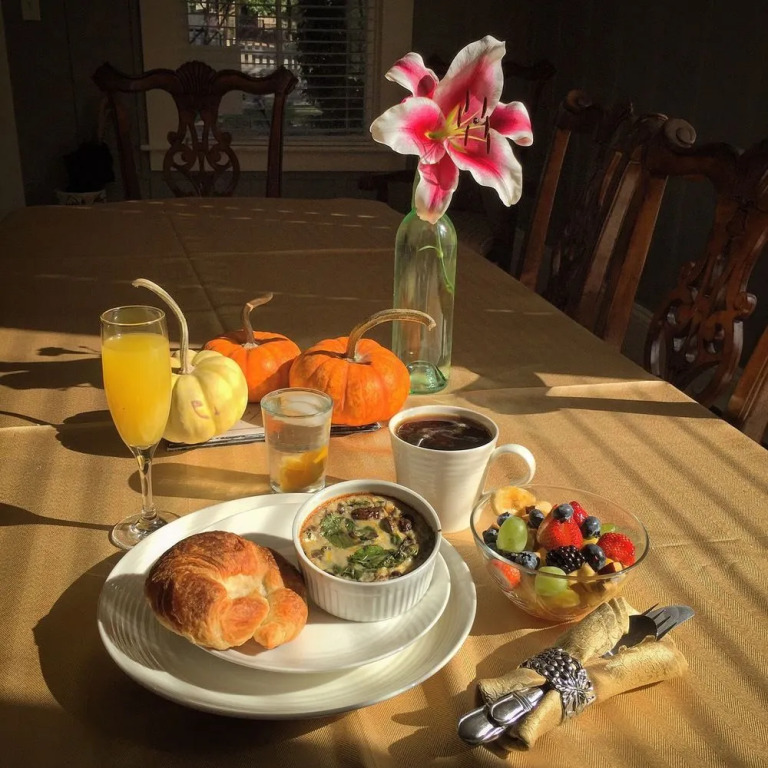 Inn St Helena