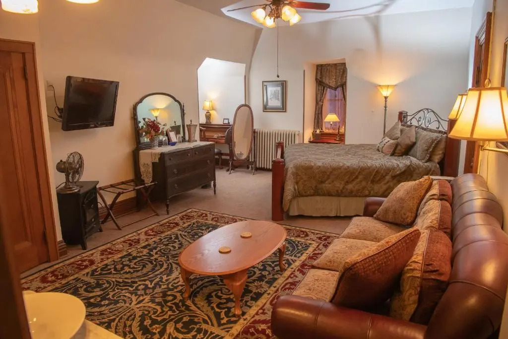Spencer House Bed & Breakfast