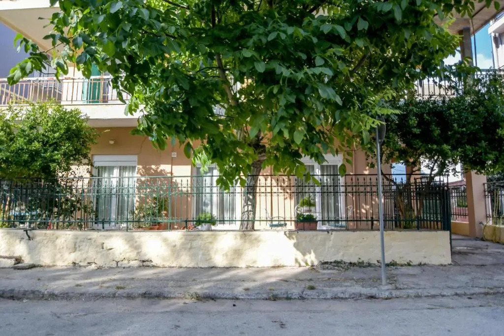 Anna Apartment