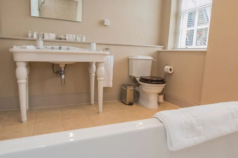 Audley Street Apartment