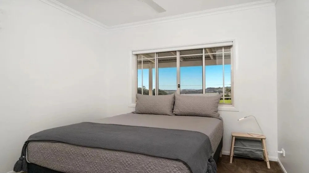 Your Luxury Escape - Byron Sunset Breeze